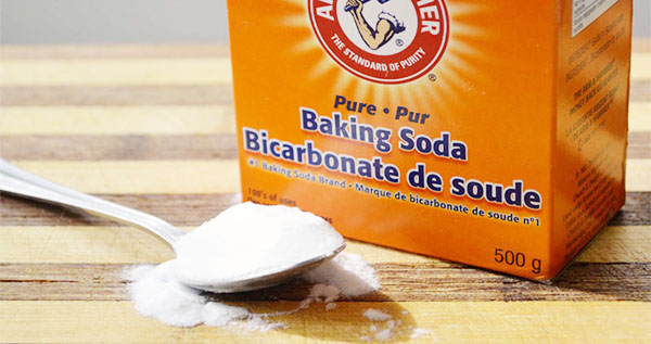 dung dịch thông cống tự làm từ muối và baking soda